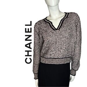 CHANEL Vintage Black & Pink V-Neck Knit Pullover